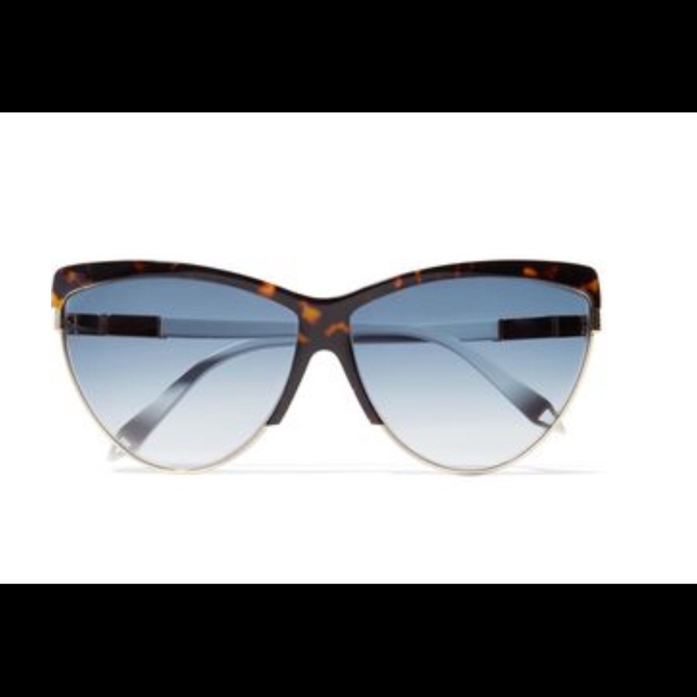 Victoria Beckham Cat Eye Tortoiseshell Sunglasses - Picture 2 of 8